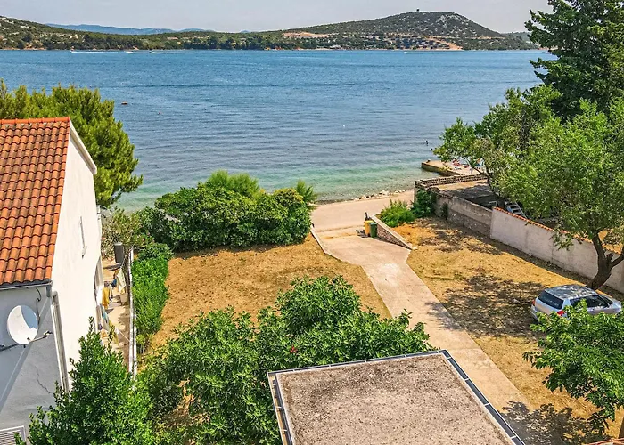 Obalkpkresimira Iv Ii 펜션