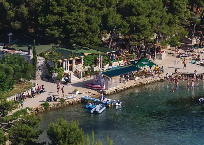 Obalkpkresimira Iv Ii Ferienhaus Betina (Sibenik-Knin)