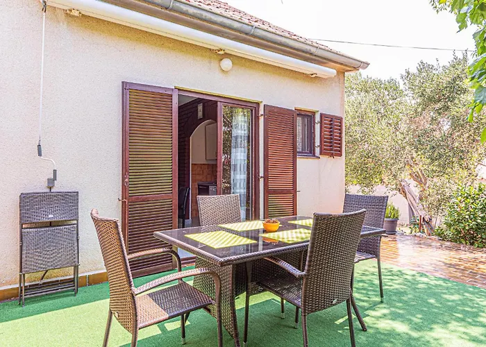 Ferienhaus Obalkpkresimira Iv Ii